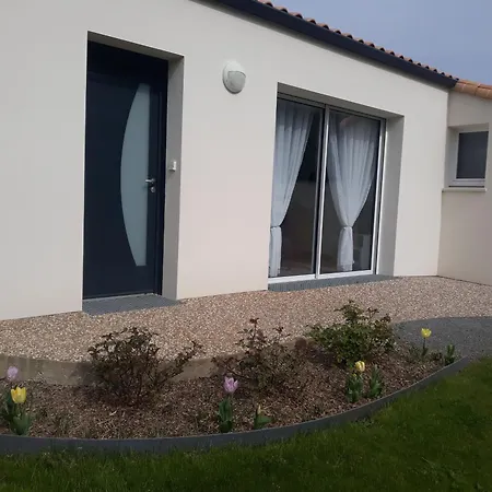 Au Calme Avec Jardin Prive, Velos Gratuits, Equipements Bebe Et Garage - Proche De Nantes Et Plages - Fr-1-306-980 *