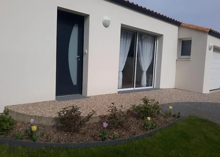 Au Calme Avec Jardin Privé, Vélos Gratuits, équipements Bébé Et Garage - Proche De Nantes Et Plages - Fr-1-306-980 *